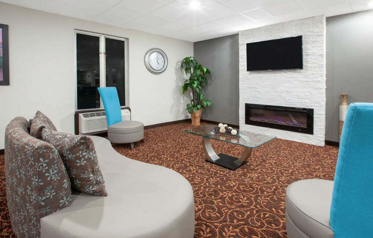 Baymont By Wyndham Grand Rapids Near Downtown Wyoming Exterior foto